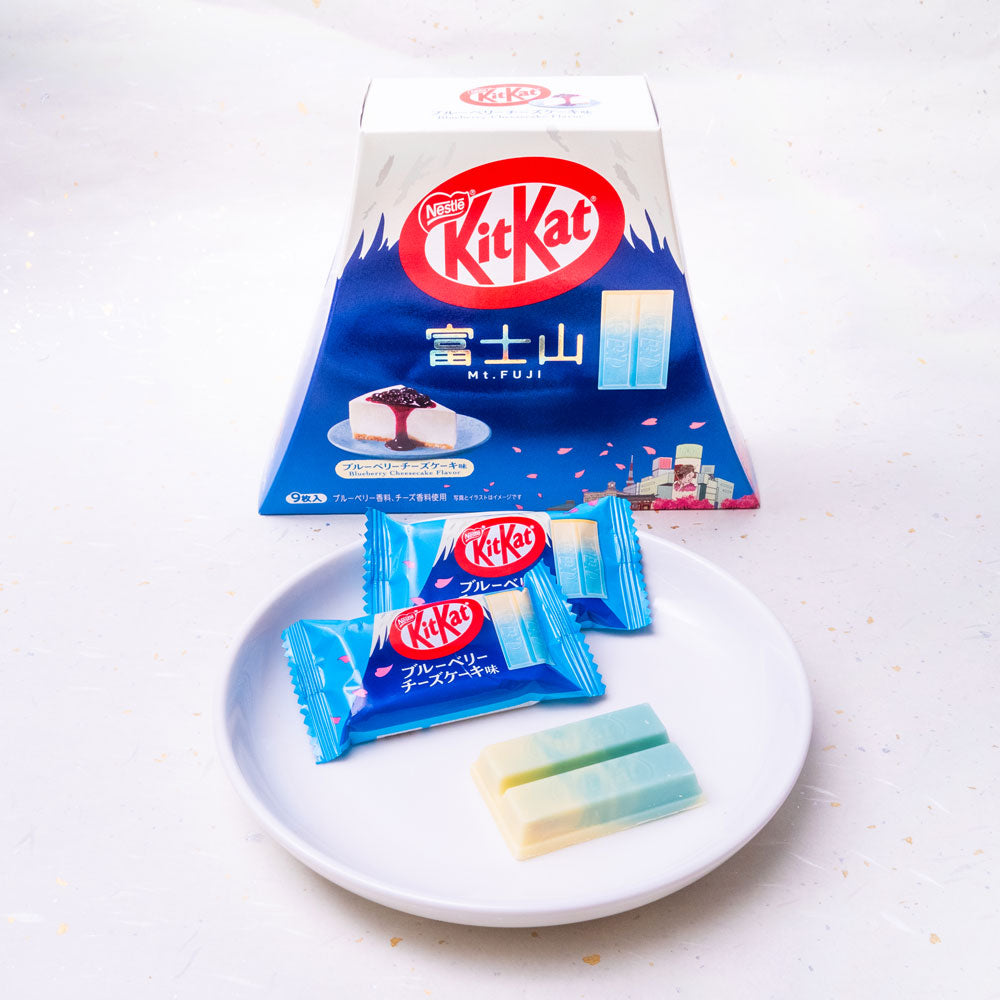 KitKat Blueberry Cheesecake (2 fingers)